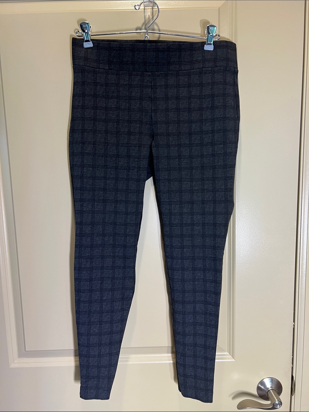 LOFT Black Plaid Ponte Skinny Pants